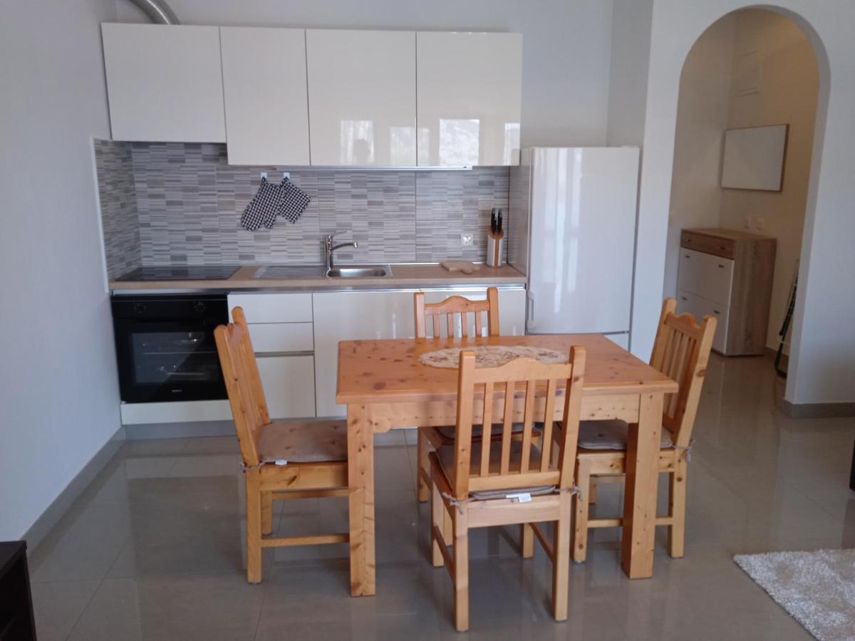Apartments Aferdita Račišće المظهر الخارجي الصورة