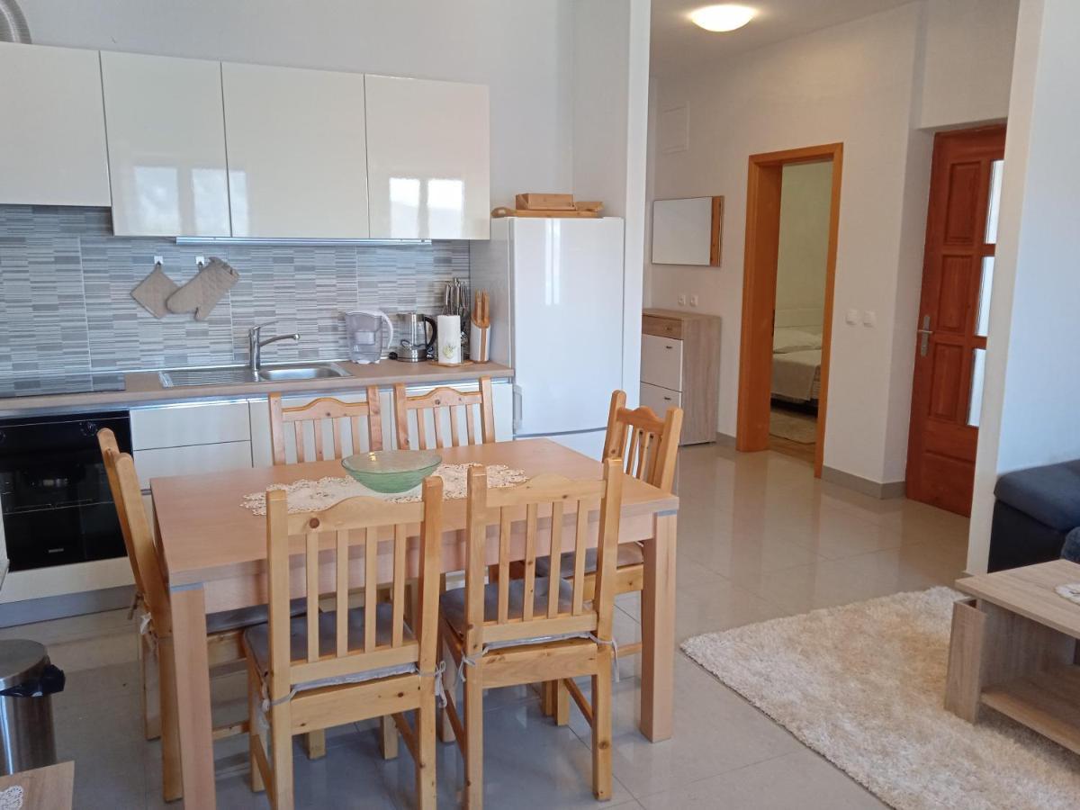 Apartments Aferdita Račišće المظهر الخارجي الصورة